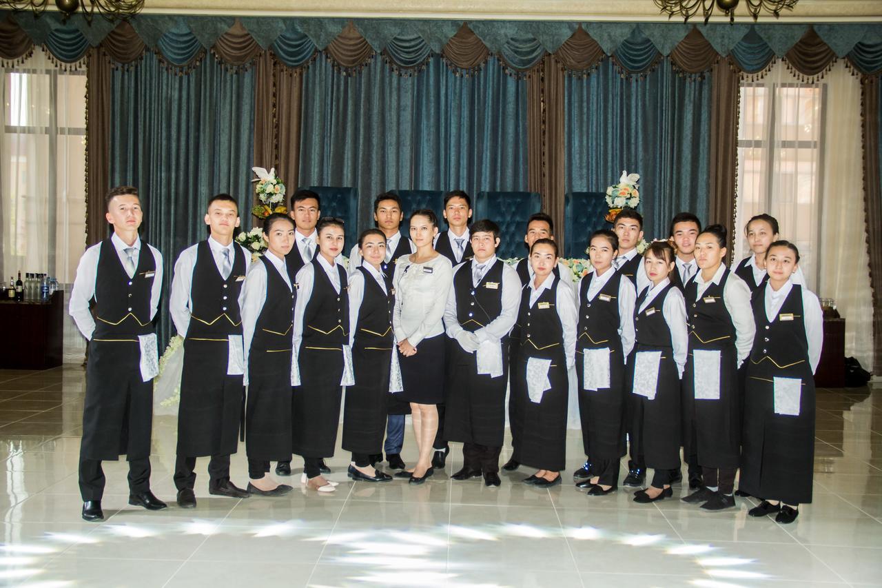 Sultan Plaza Hotel Qizilorda Buitenkant foto