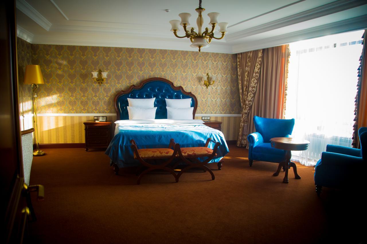 Sultan Plaza Hotel Qizilorda Buitenkant foto